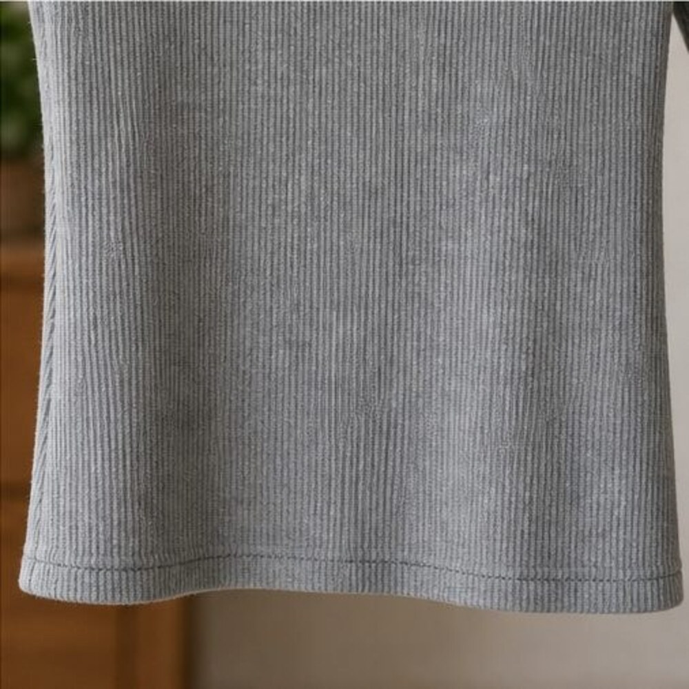 Gray Ribbed Square Neck Top - Picture 6 of 6